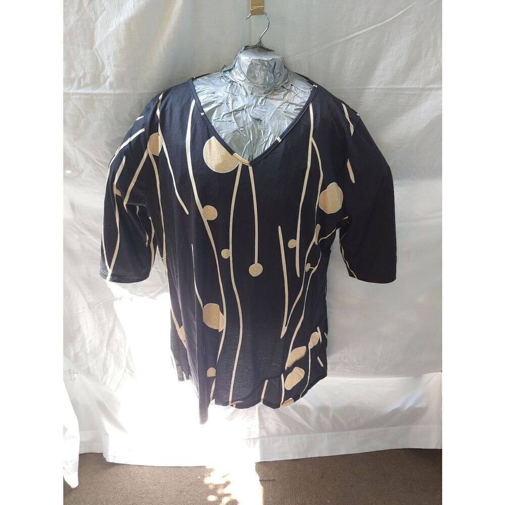 Womens PLUS Size 3x Black/Gold/Beige Asymmetrical Blouse.